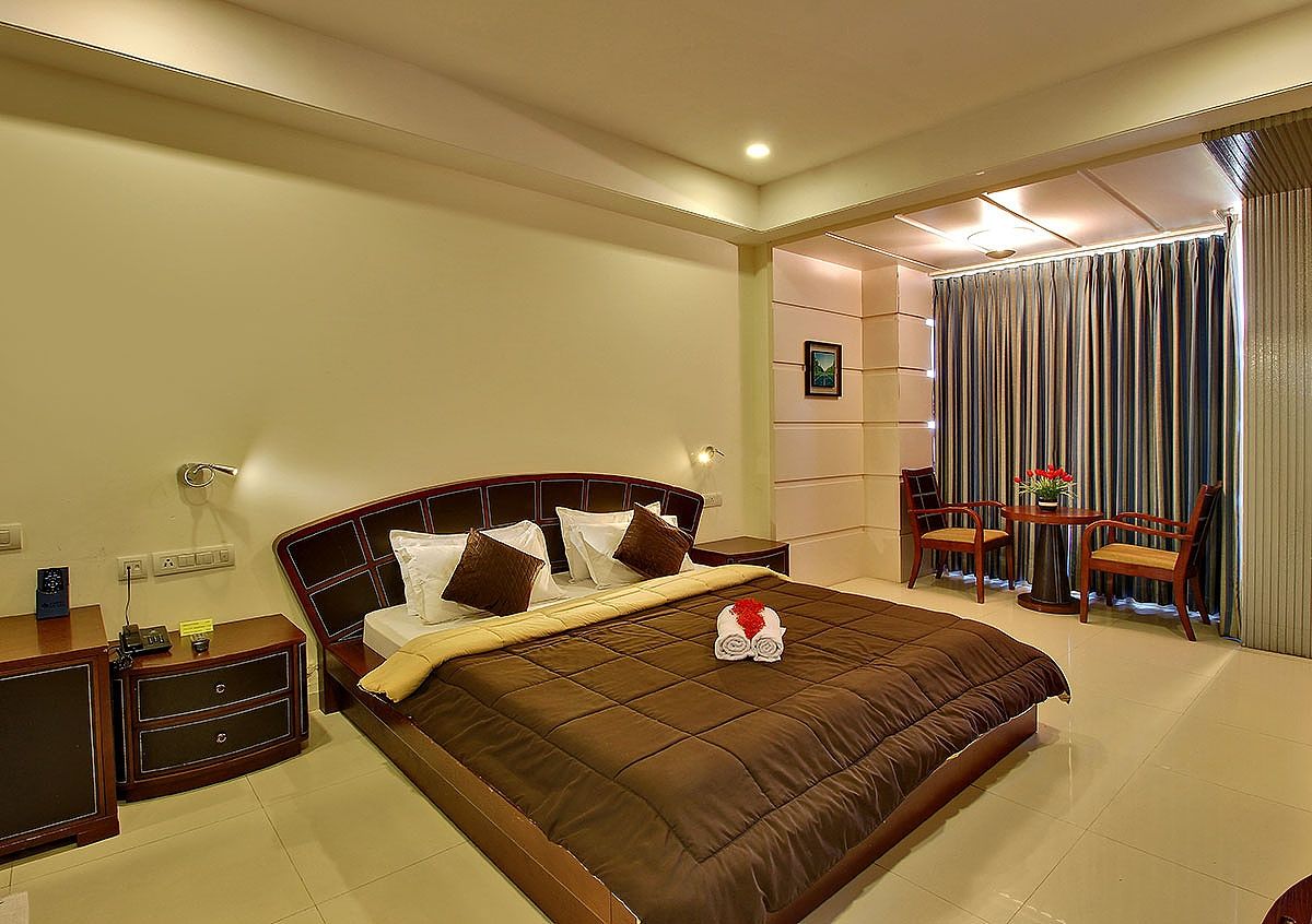 Deluxe Room (unmarried and local id are not allowed)