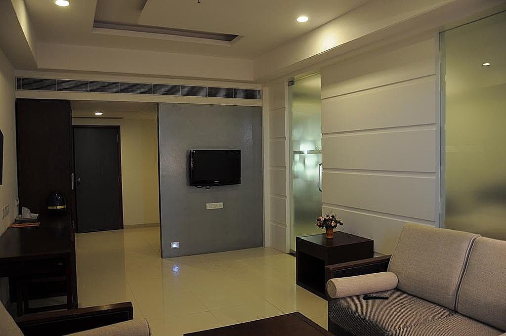 Suites unmarried and local id are not allowed)