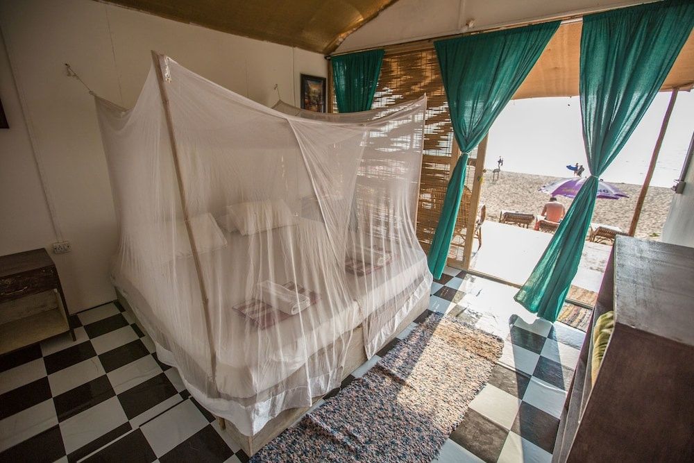 undefined Bougainvileapatnem 7