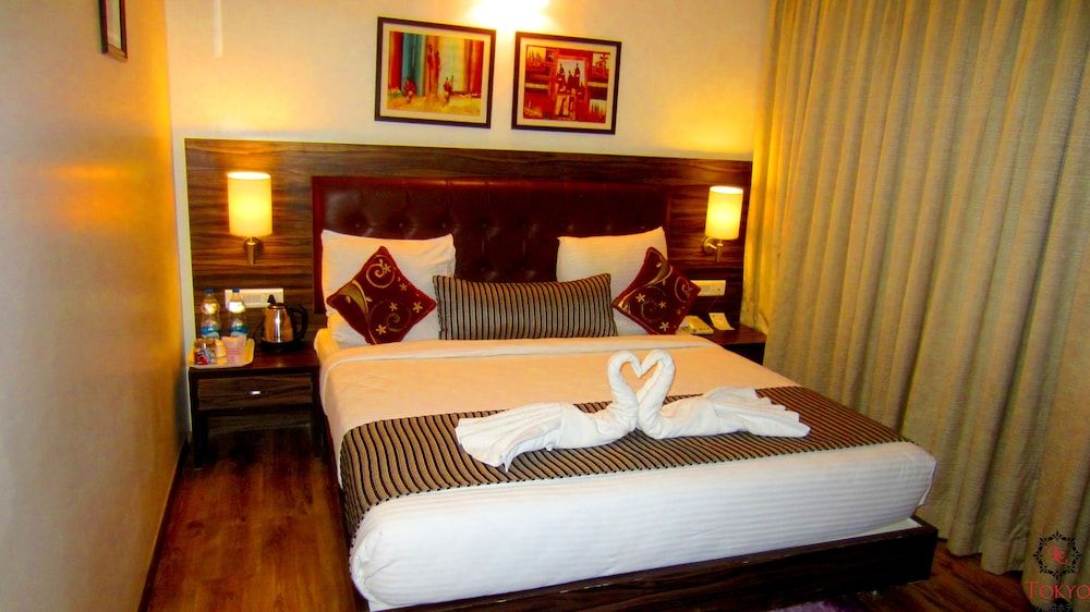 Le Tokyo Hotel Sanand Deluxe Double or Twin Room, Accessible, Non Smoking 2