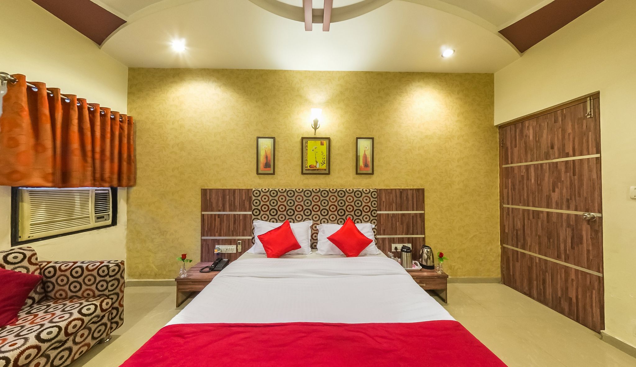 Royal Deluxe Room