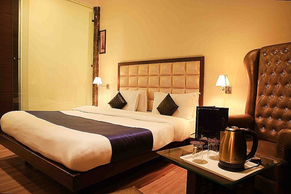 Luxury Studio, Private Bathroom