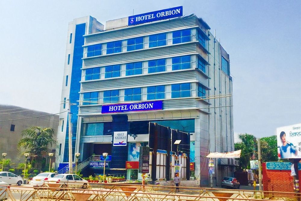 Hotel Orbion Mall Road