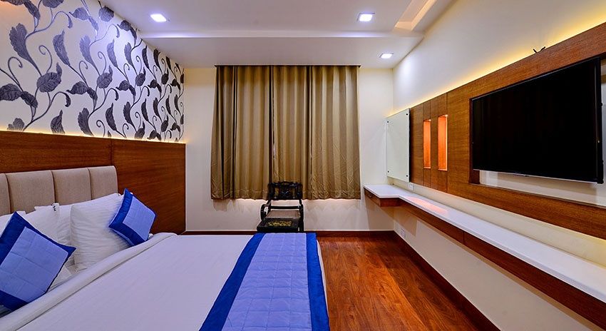 Grand Hridey 1 Minute from Railway Station Deluxe Room 4