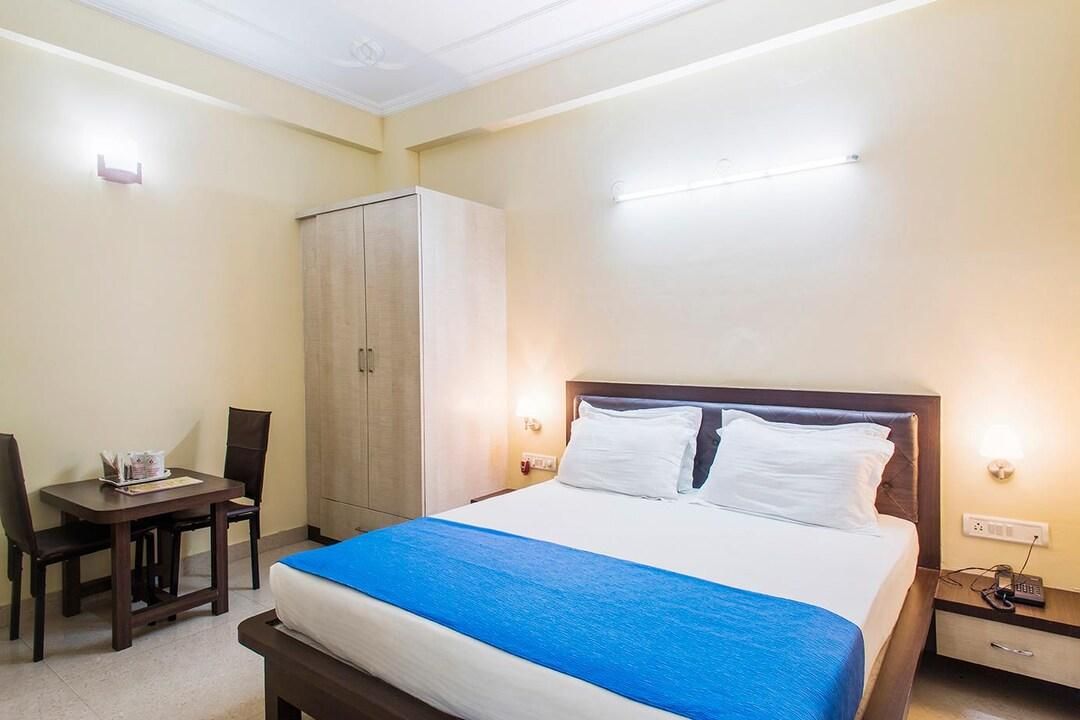 Hotel Deep Continental Deluxe Room(Old Wing) 2