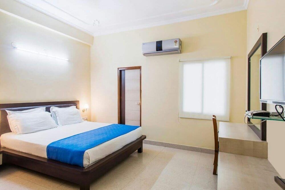 undefined Hotel Deep Continental 5