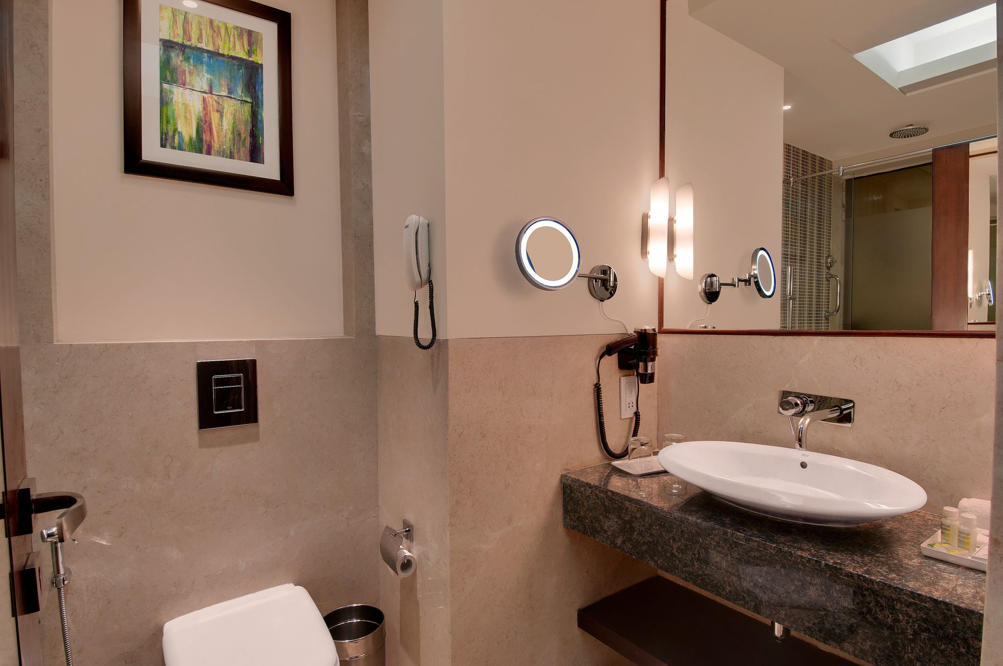 The Golden Palms Hotel & Spa Deluxe King Bed 7