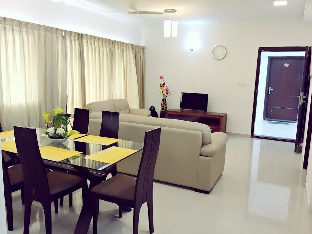 undefined High Sky Electronic City 6