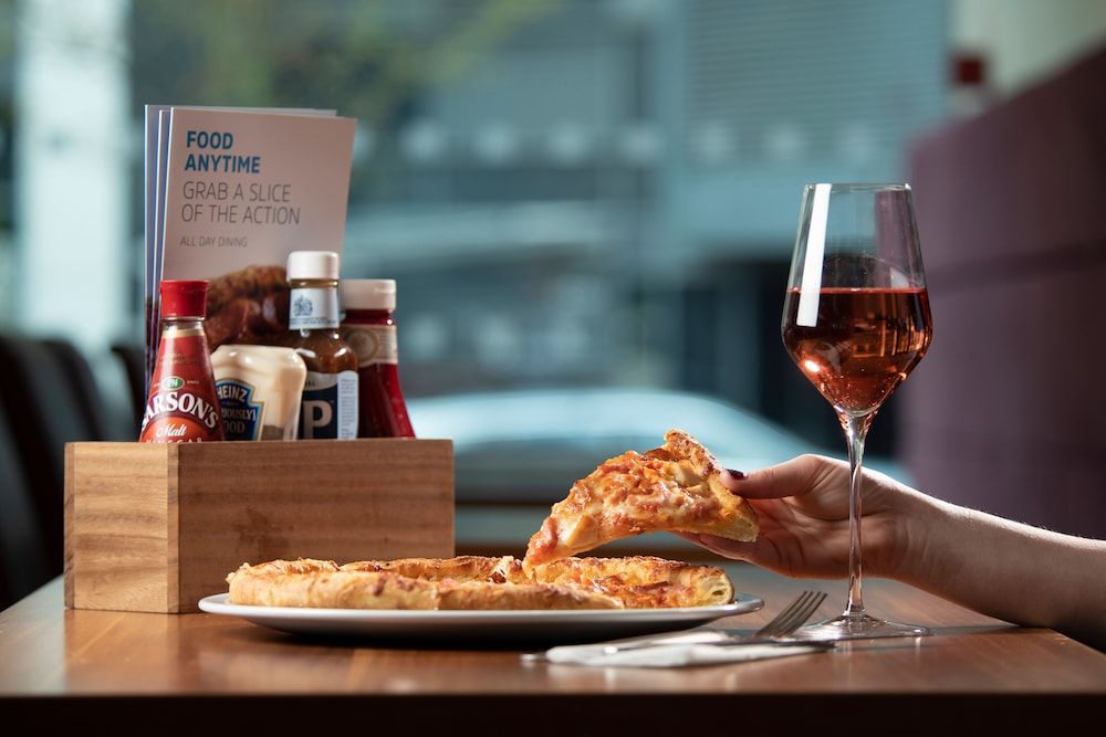 undefined Holiday Inn Express Cambridge by IHG 6