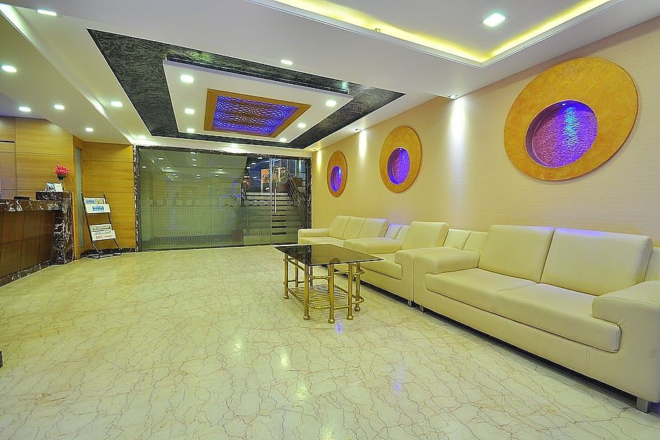 undefined Hotel Premier Comforts 3