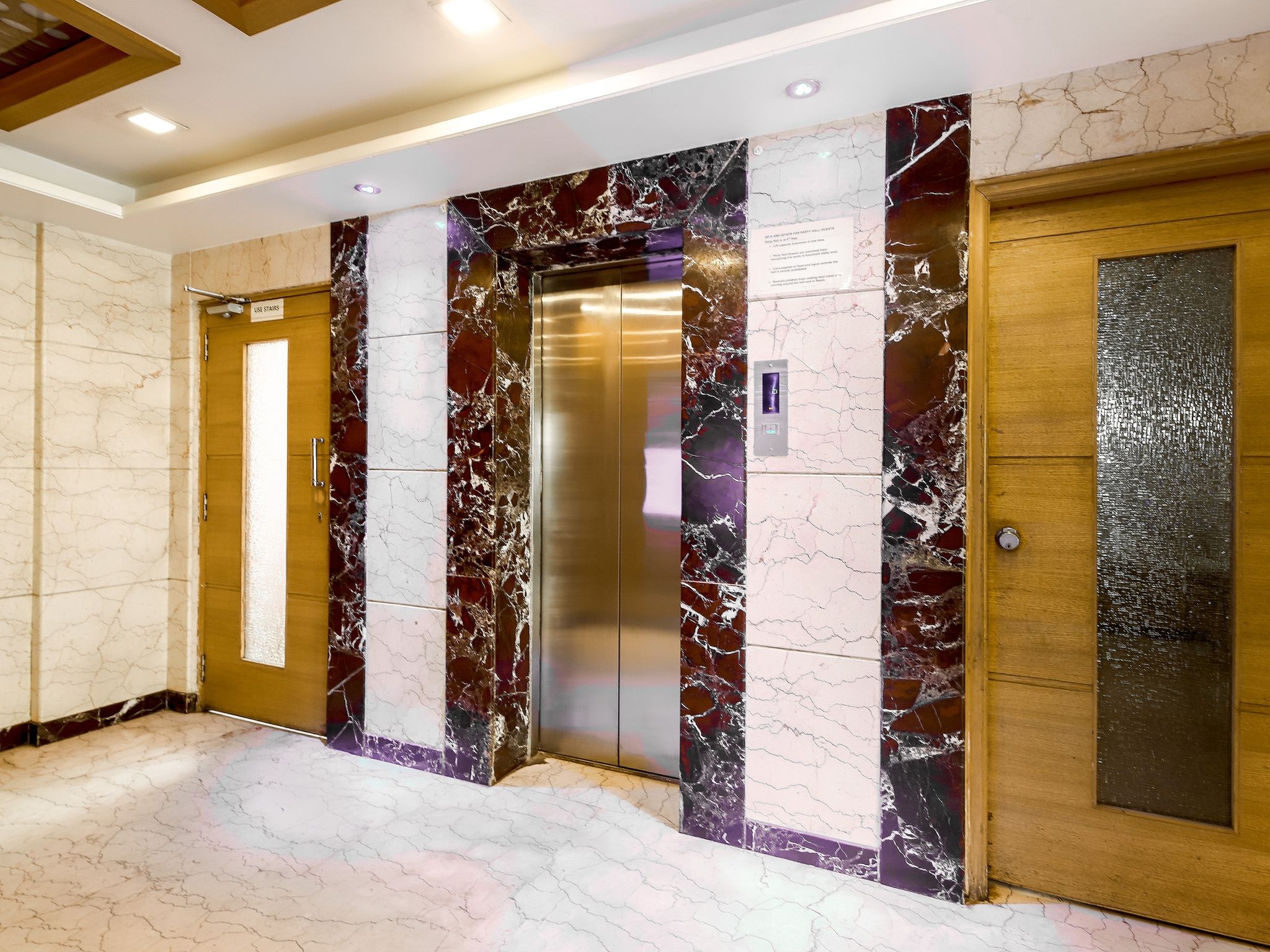 undefined Hotel Premier Comforts 9