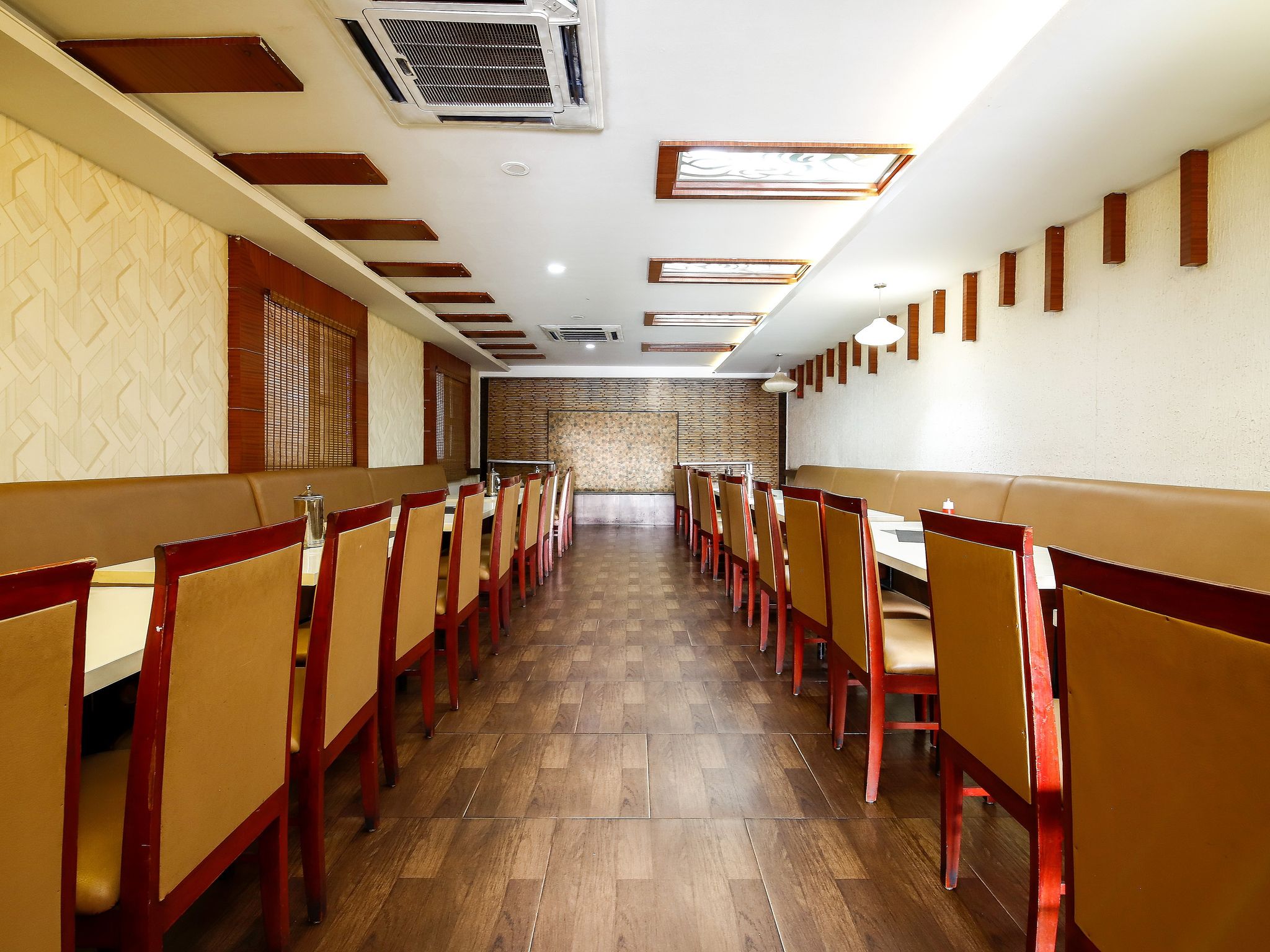 Food & Dining