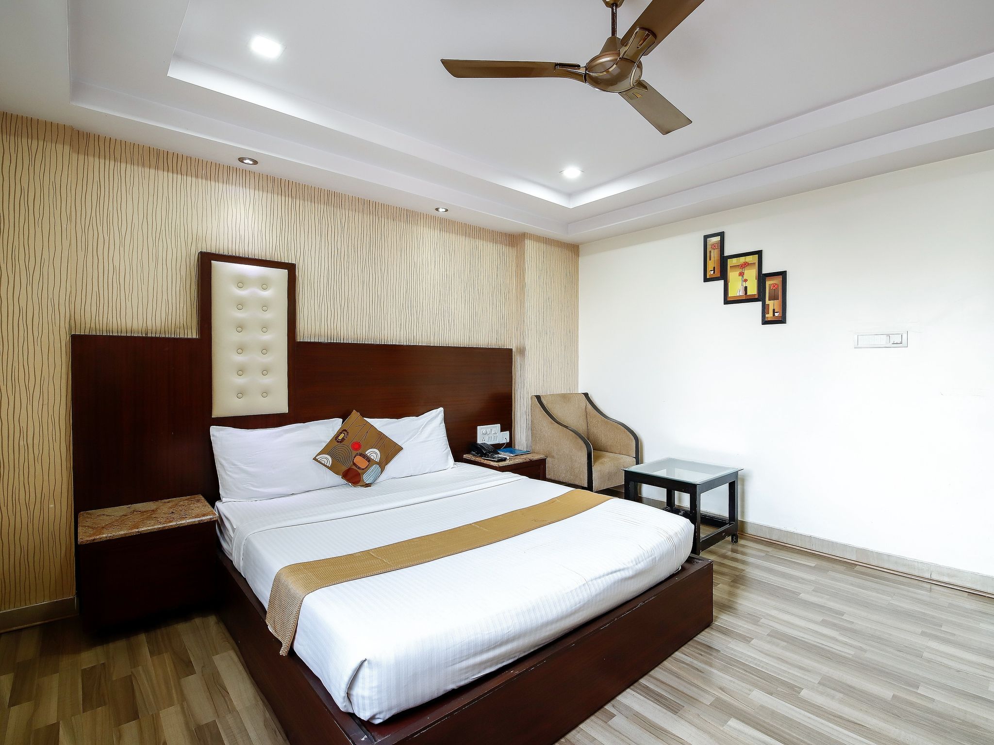 undefined Hotel Premier Comforts 5