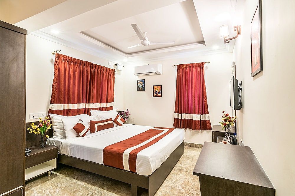 Octave Studio Hotel Deluxe Double Room, 1 Double Bed, Non Smoking, City View 2