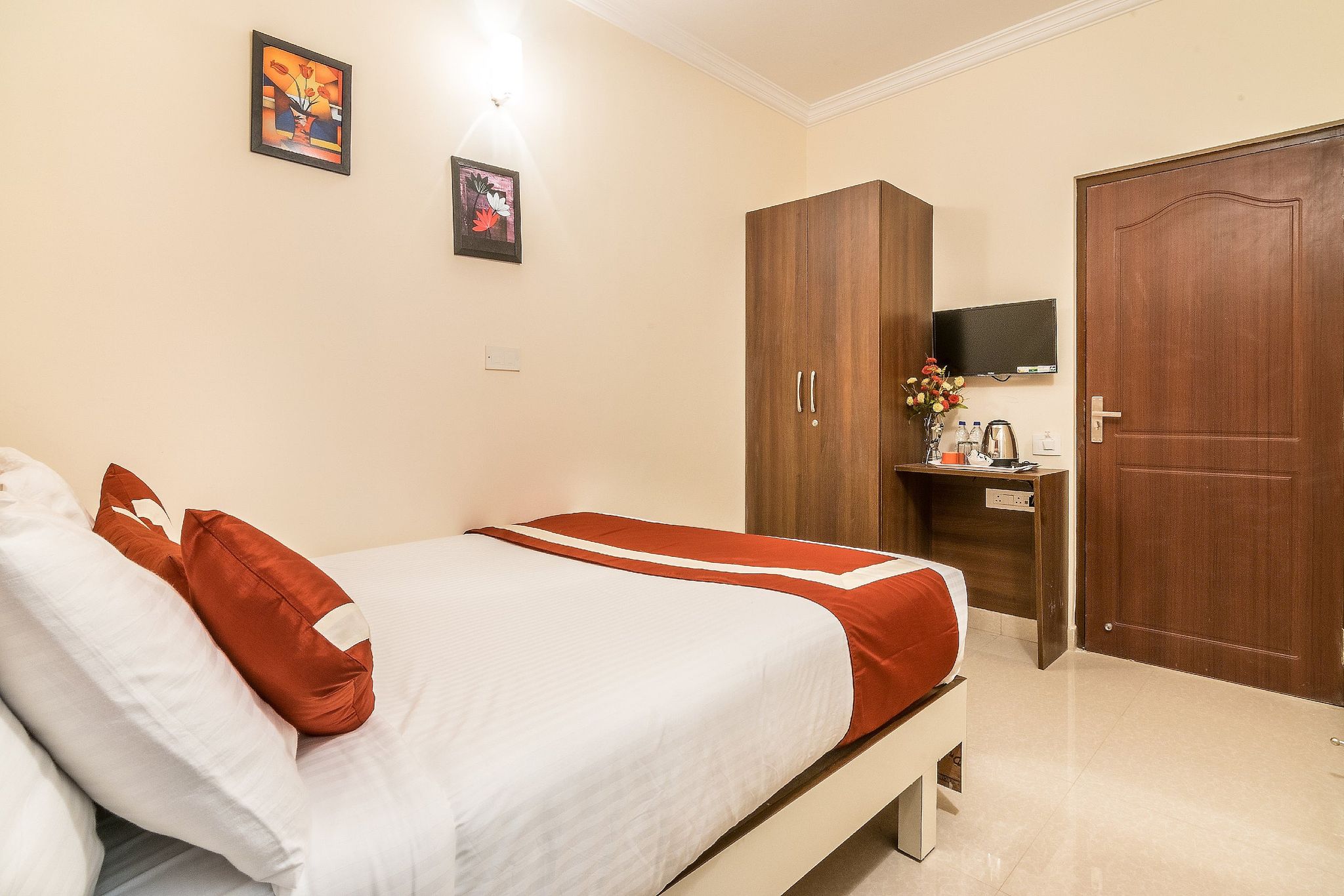 Octave Studio Hotel Deluxe Double Room, 1 Double Bed, Non Smoking, City View 10