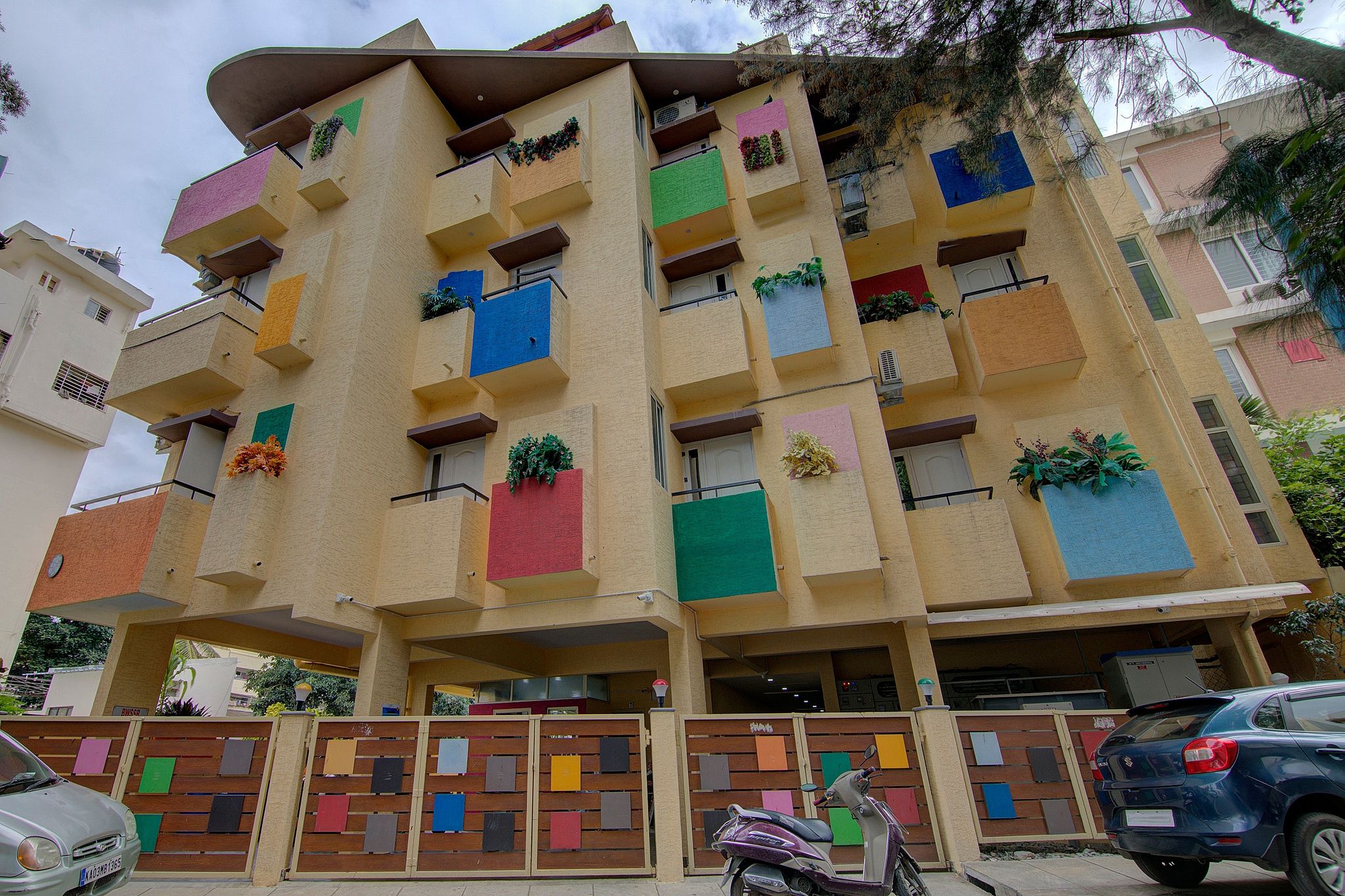 undefined Rainbow Service Apartment