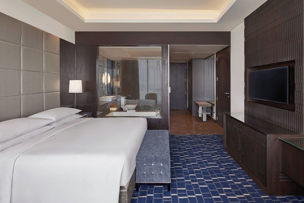 Executive Room, 1 King Bed