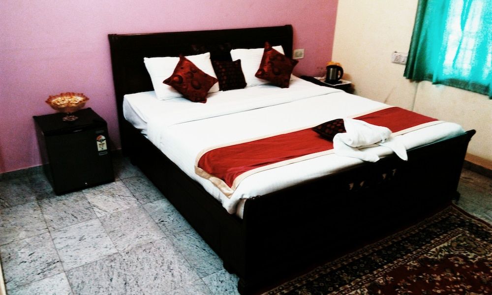 undefined Rishon Suite 2