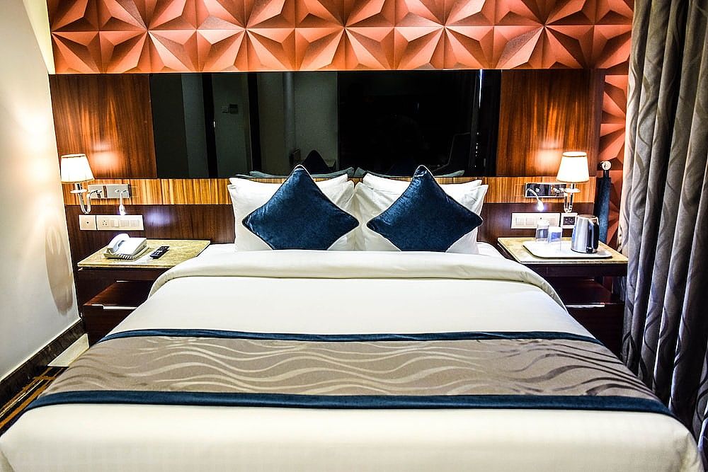 RG Royal Hotel Standard Double or Twin Room