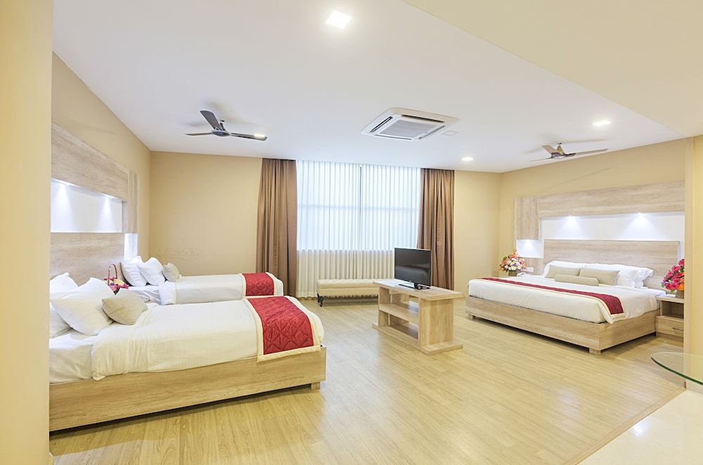 Supreme Boutique Hotel Luxury Suite 8