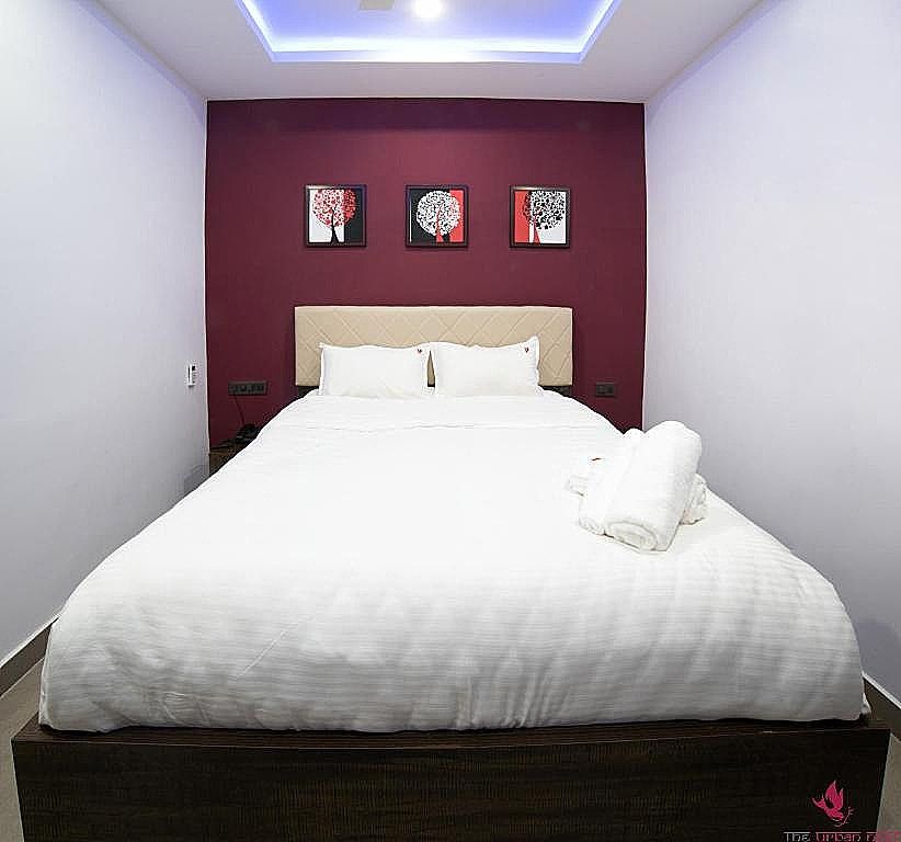 Urban Nest Deluxe Double Room 2