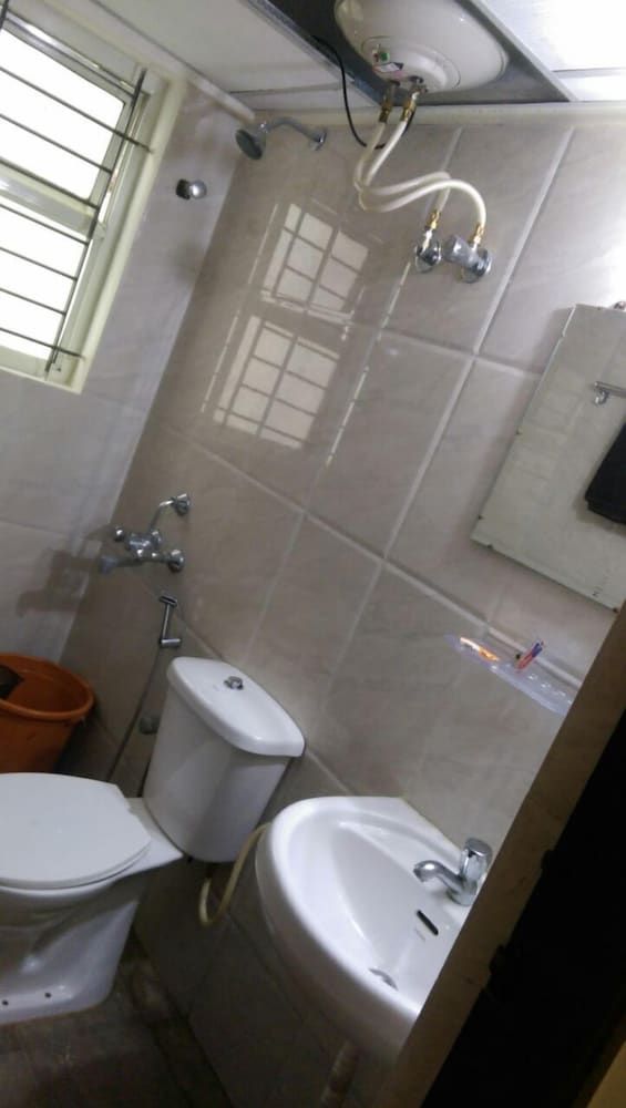 Tranquil Serviced Apartments Comfort Apartment, 1 Bedroom, Refrigerator & Microwave, City View 23