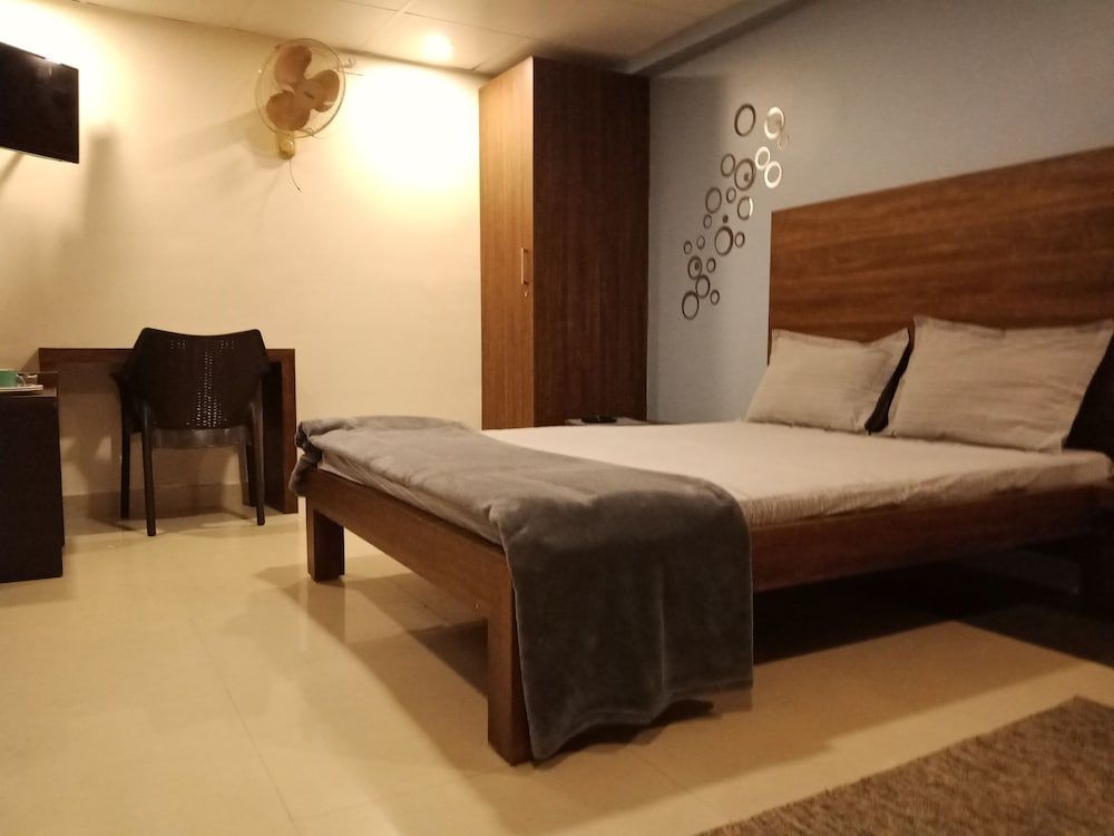 Tranquil Serviced Apartments Standard Single Room, 1 Queen Bed, Ground Floor