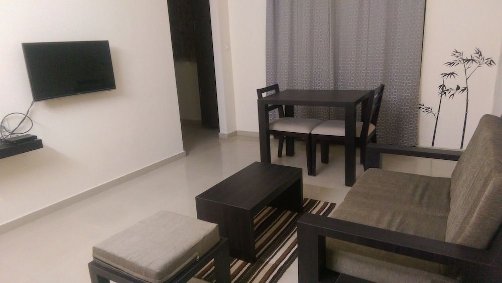 Tranquil Serviced Apartments Comfort Apartment, 1 Bedroom, Refrigerator & Microwave, City View 43