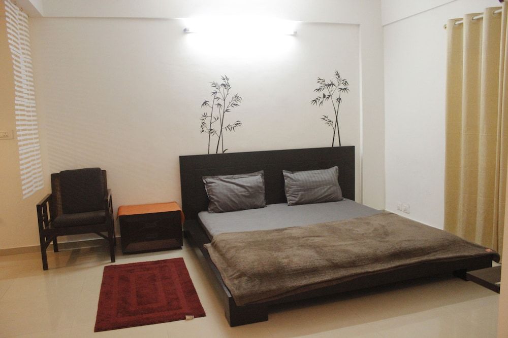 Tranquil Serviced Apartments Exclusive Apartment, 2 Bedrooms, Refrigerator & Microwave 6