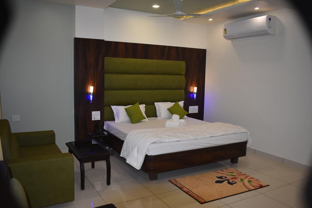 Premium Room