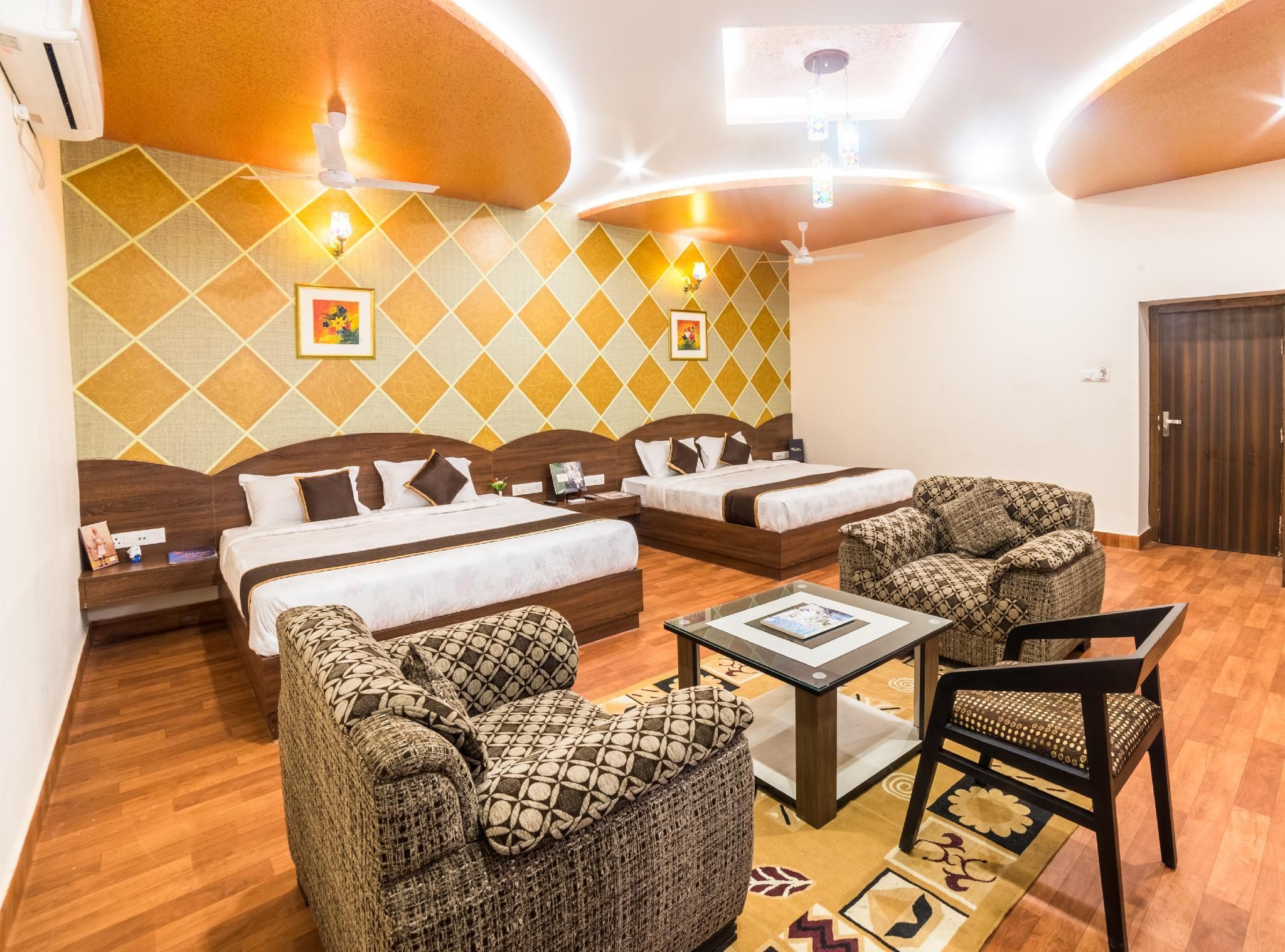 Family suite room