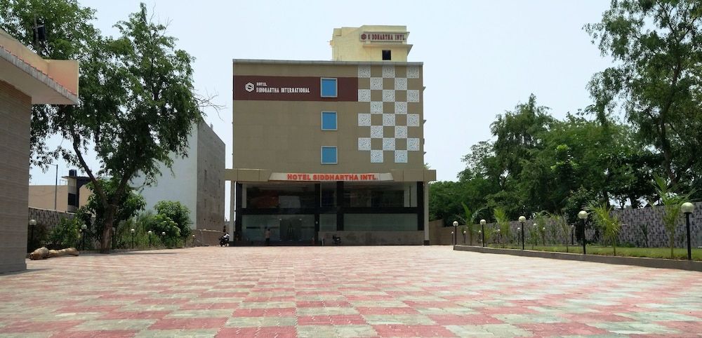 undefined Hotel Siddhartha international 5