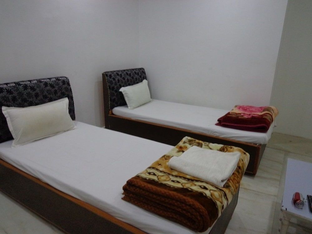 undefined Jyoti Guest House 4
