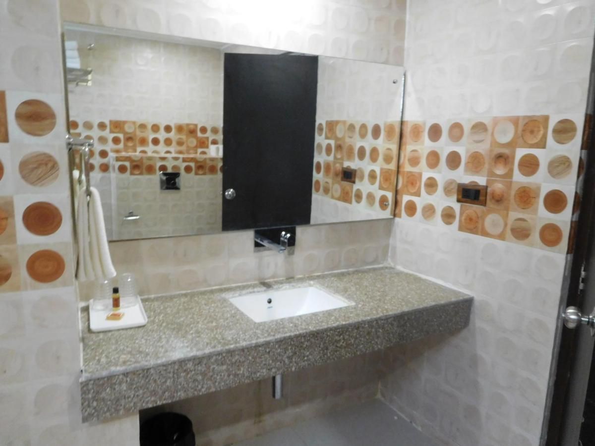 Hotel Maya Heritage  Deluxe Room 9