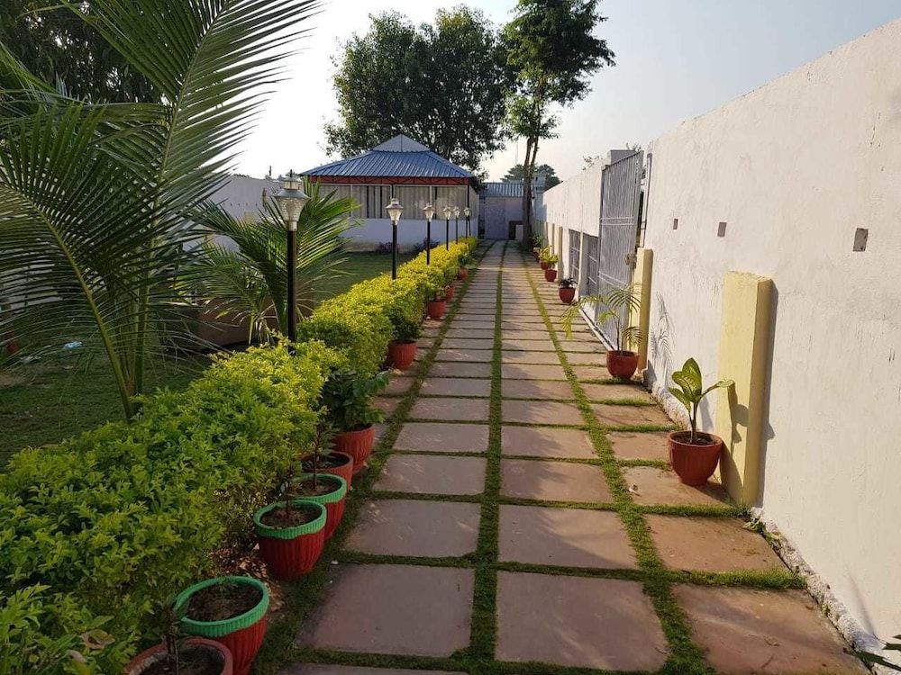 undefined New Hotel Shiva 5