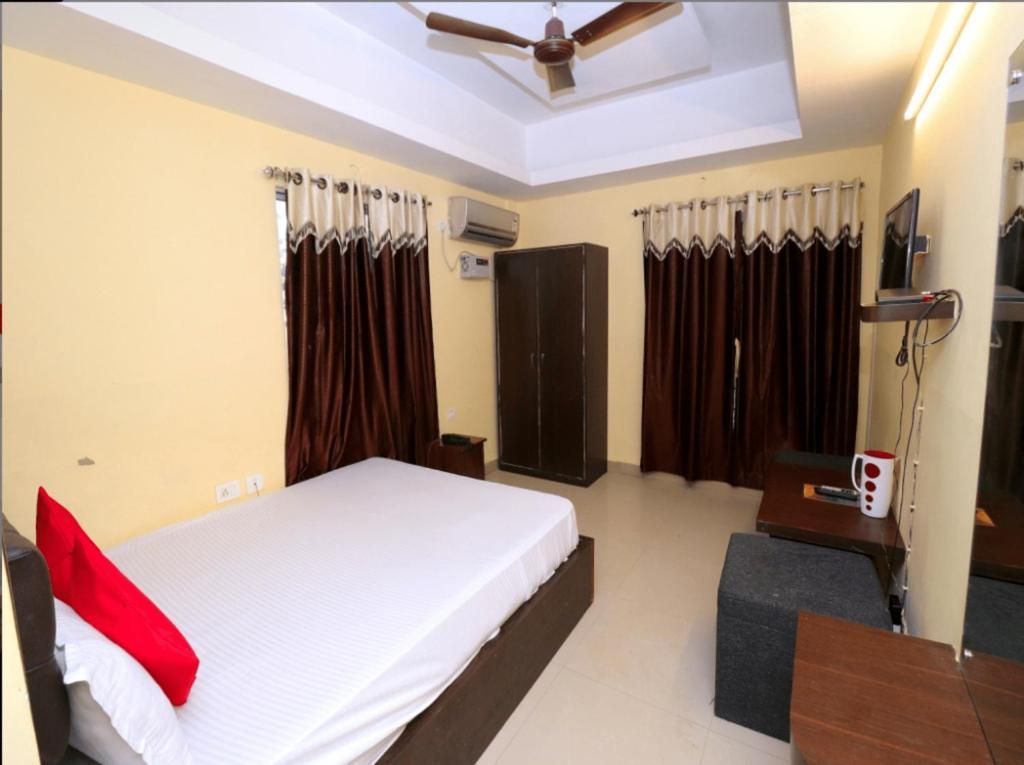 Deluxe Room with AC