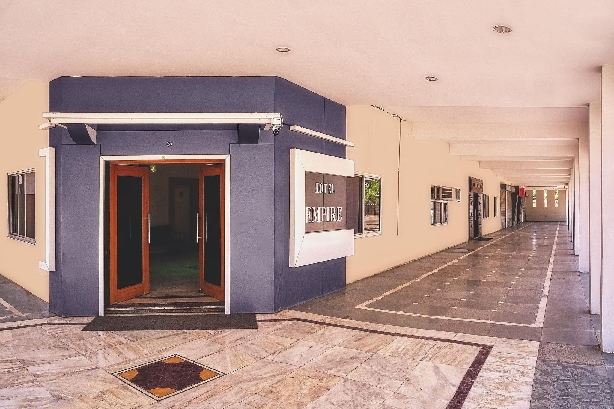 undefined Hotel Empire 6