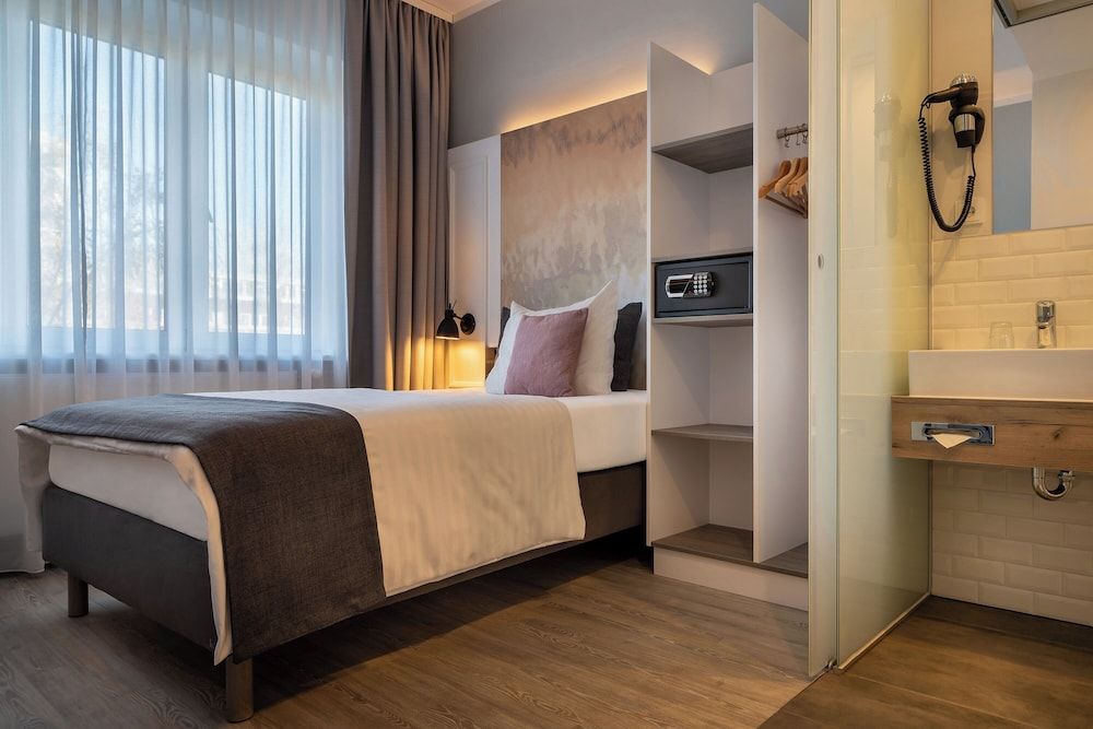 undefined Garner Hotel Berlin - Wilmersdorf By IHG 6