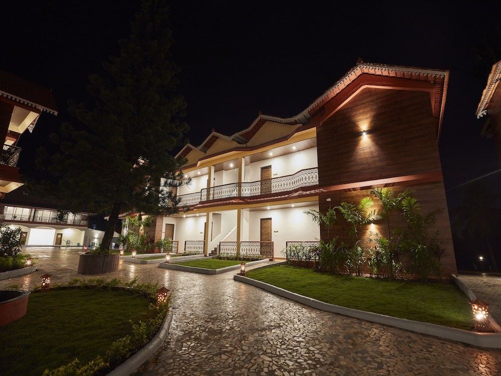 Front of property - evening/night