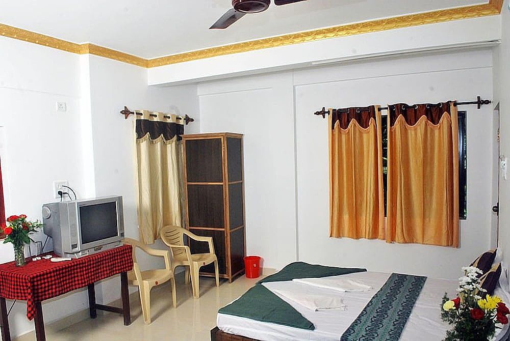 Calangute beach side hotel Standard Double Room, 1 Double Bed 12