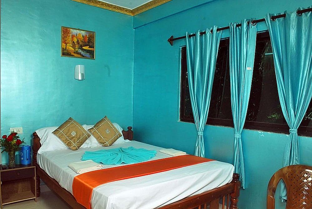 Calangute beach side hotel Standard Double Room, 1 Double Bed 5