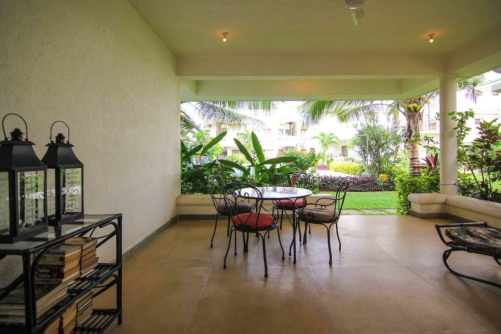 Casa Azure Villa, 3 Bedrooms, Pool View 13