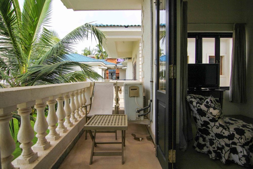 Casa Azure Villa, 3 Bedrooms, Pool View 23