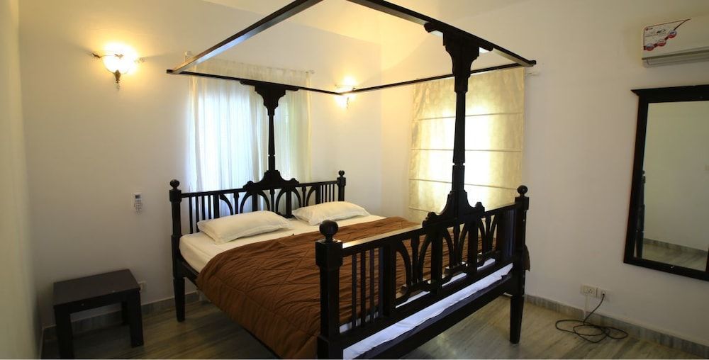 undefined Crescent Villa No. 7 8