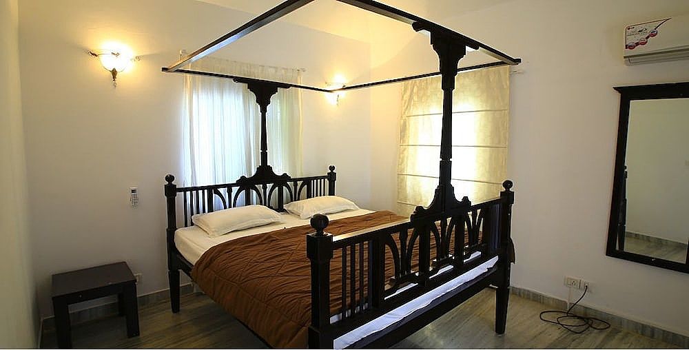 undefined Crescent Villa No. 7 4