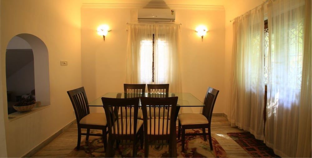 undefined Crescent Villa No. 7 9