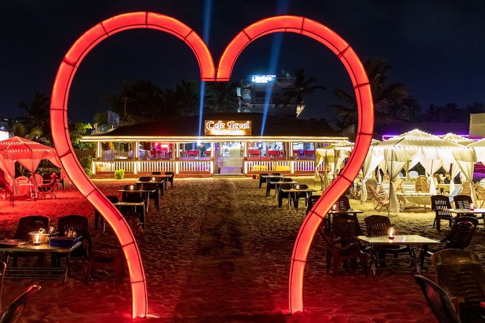 undefined Larios Beach Holiday Resort 9