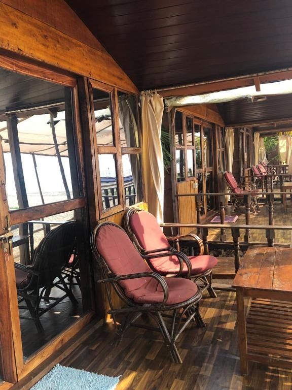 Madhu Huts Agonda Double Room with Balcony and Sea View 10