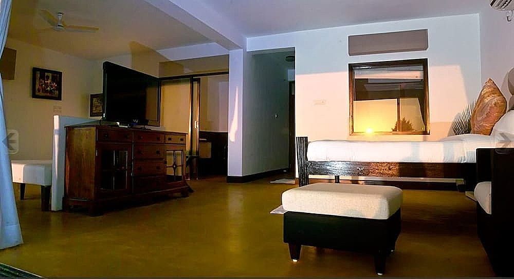 undefined Marbela Home 6