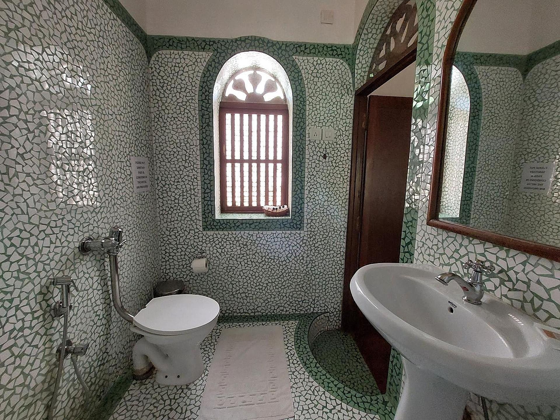 Marbella Guest House Double Room with Private Bathroom 2